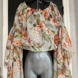 Live 4 Truth Cream Bell Sleeve Crop Blouse